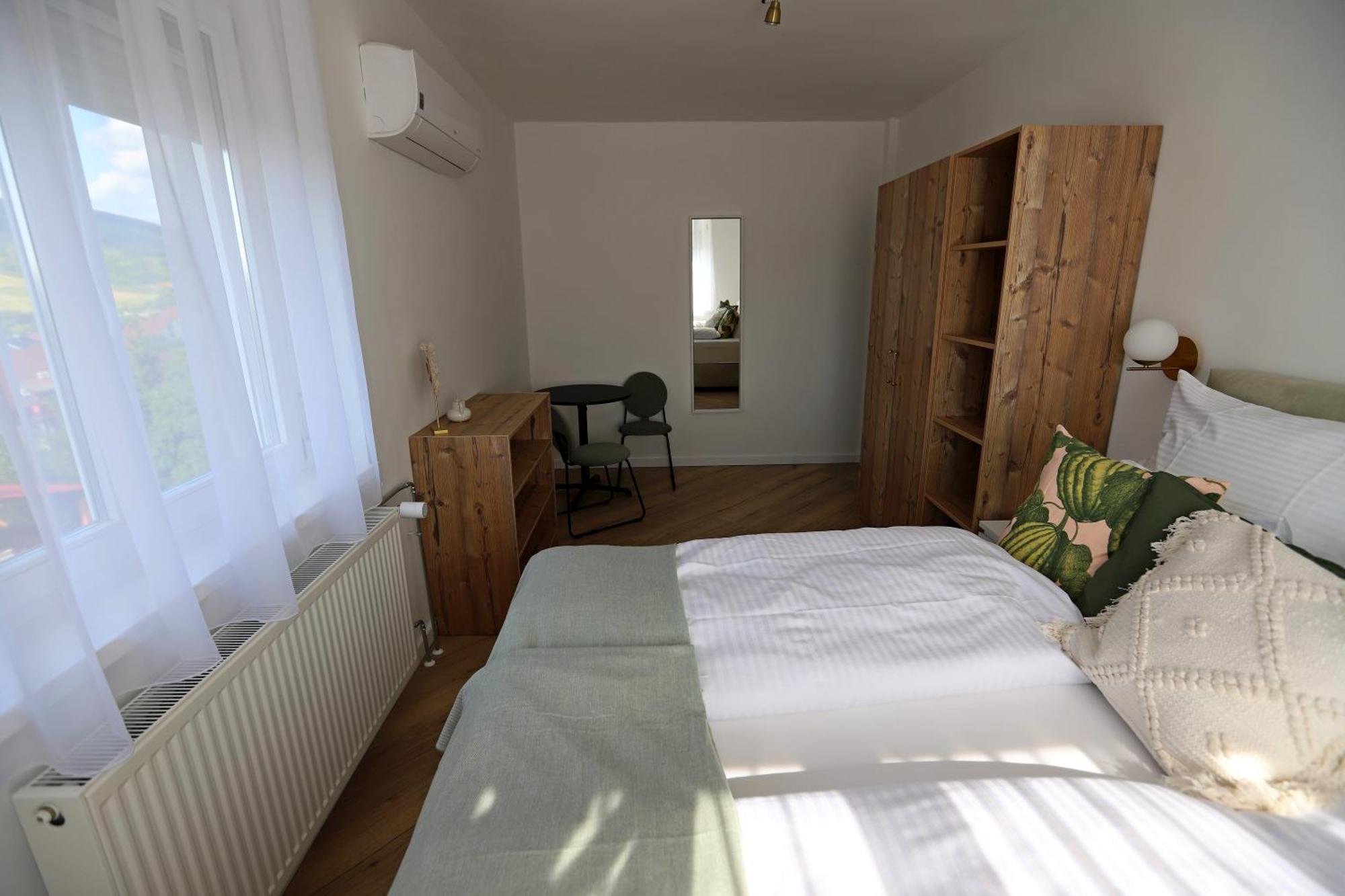 Natali Apartmanhaz Eger Kültér fotó
